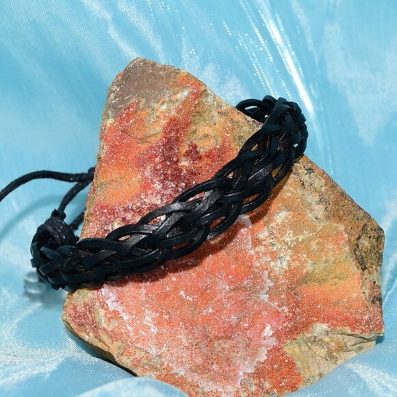 Celtic Braid Mens Weathered Sliding Tie Leather Bracelet True Black Gift Ready - Picture 3 of 8